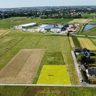 Działka na sprzedaż